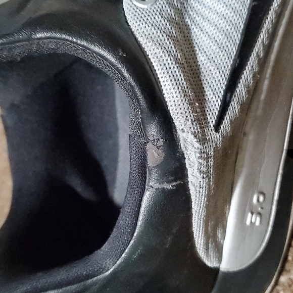 Nike shoes - Picture 5 of 7